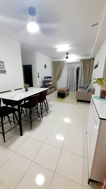 Aliy Homestay Near Klia with Free WI-FI & Netflix - Image 1