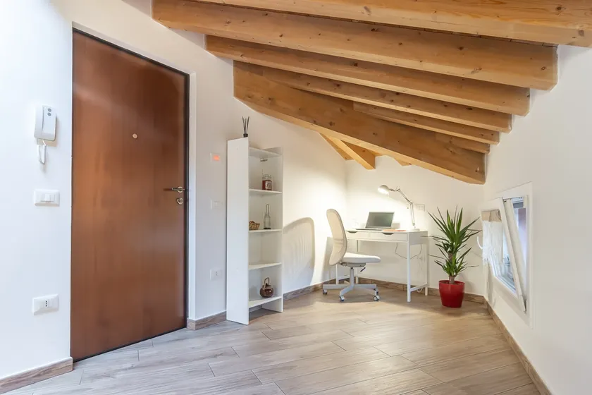 Open space attic - Image 1