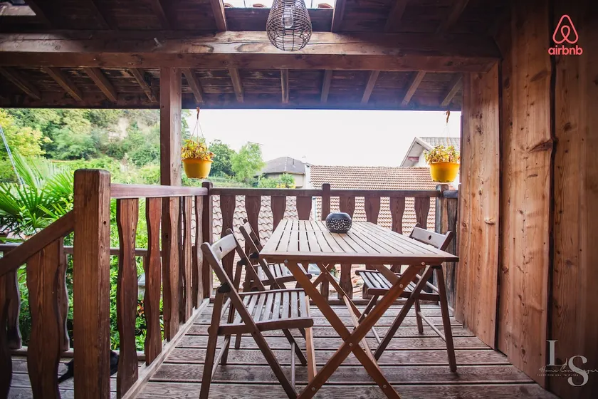 Charming independent 2 bedroom apartment between Vercors and Chambaran - Image 1