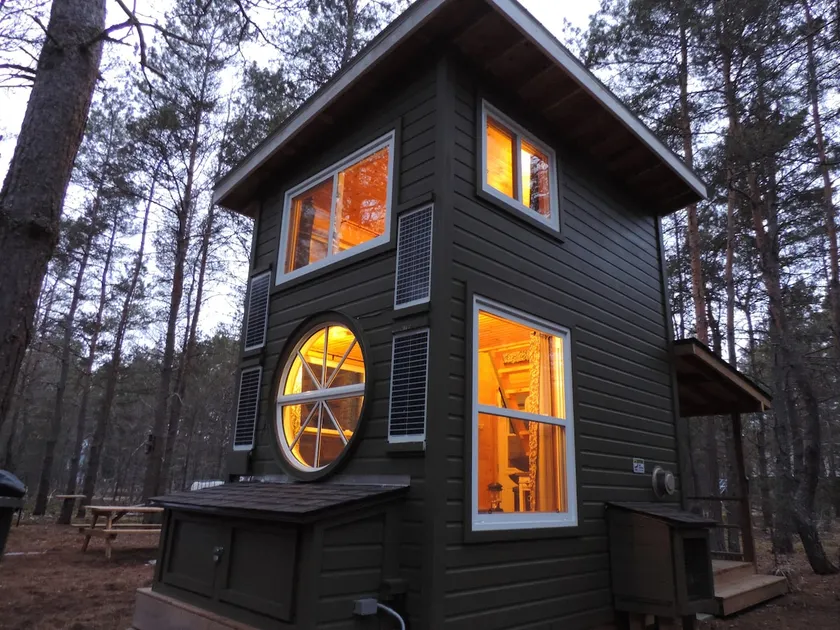 Couples Forest Retreat • 70 mins to Algonquin Park - Image 1