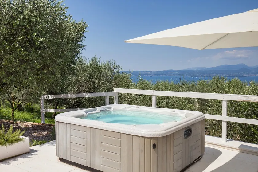 Villa Roby-Loft a Torri del Benaco - Image 1