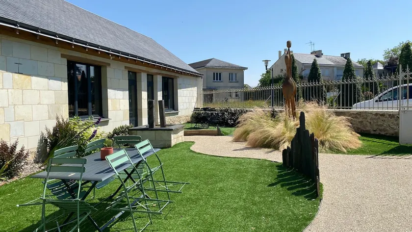 Accommodation for 8-10 people - Image 1