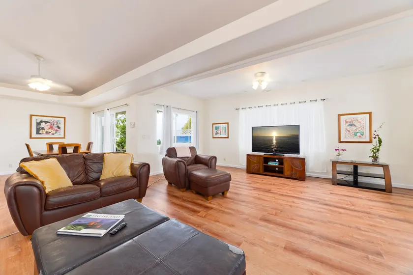 Spacious Kona Retreat • AC • Sleeps 6 • Lanai - Image 1