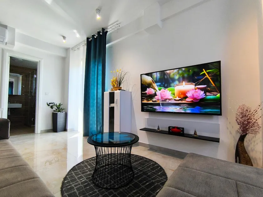 Lux Apartman Crnjanski II, Jagodina - Image 1