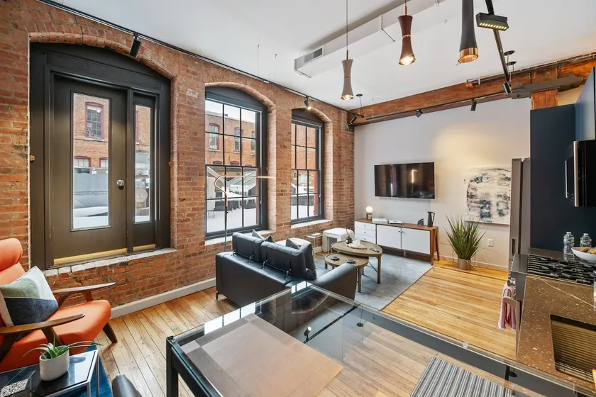 Designer's Best 2BR, 2BA Loft -Prime Armory Sq Loc - Image 1