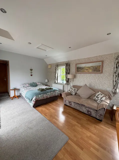 The Annexe, Bramble Cottage - Image 1