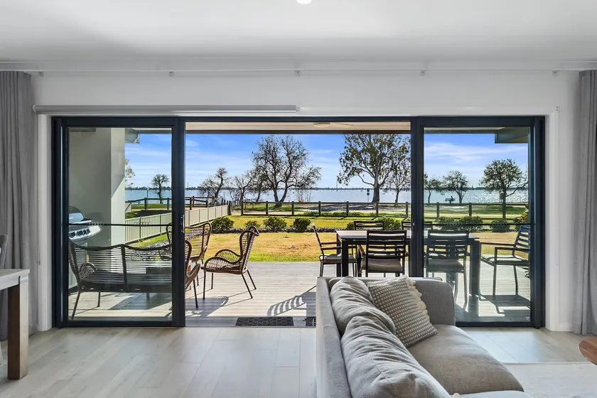 No 1 Marine Cove - Lake Views - Image 1