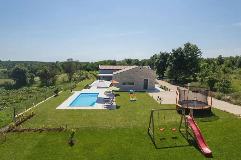 Villa Levak - Image 1