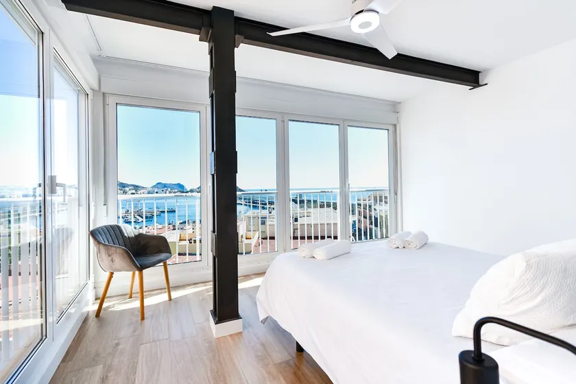 Ocean Views and Centrally Located - By Aloha Palma - Image 1