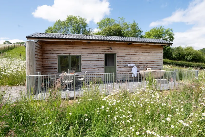 Birch Banc Retreats - Glyn-Haul, New Enc Decking - Image 1