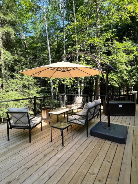 Quiet Woodsy Family Friendly 2BR near Everything - Image 1