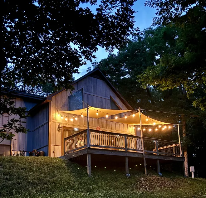 Hardy Lake House - Image 1