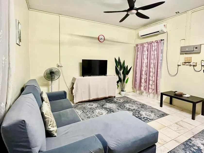 Homey House - Image 1