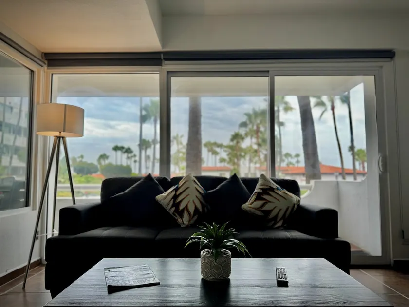 Beach Condo Rosarito La Jolla Del Mar - Image 1