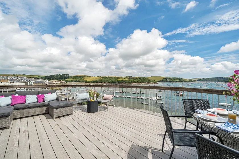 35 The Salcombe - Image 1