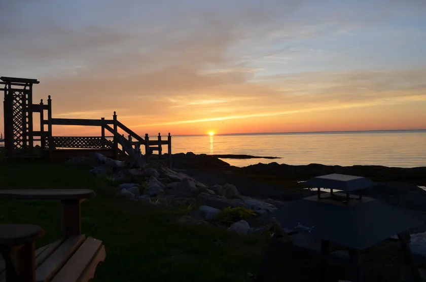 Driftwood house, apt. #3 - Image 1
