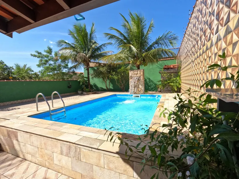 3-bedroom townhouse Swimming pool and beach - Image 1