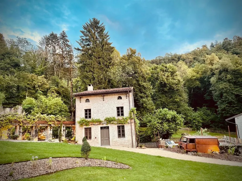 Beautiful cottage for 6/8 people - Image 1
