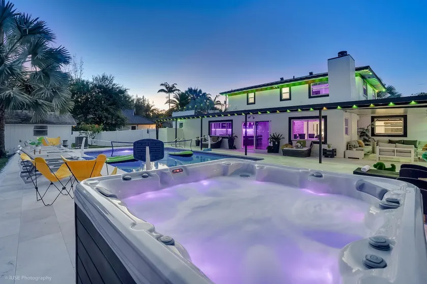 Luxury Resort | Heated Pool | Hot Tub Games Volley - Image 1