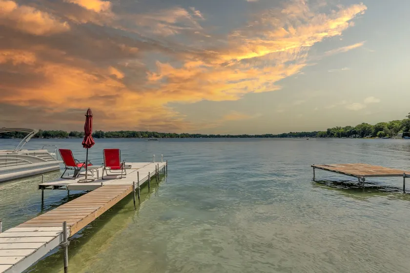 The Little Red Cottage on Clark Lake - Image 1