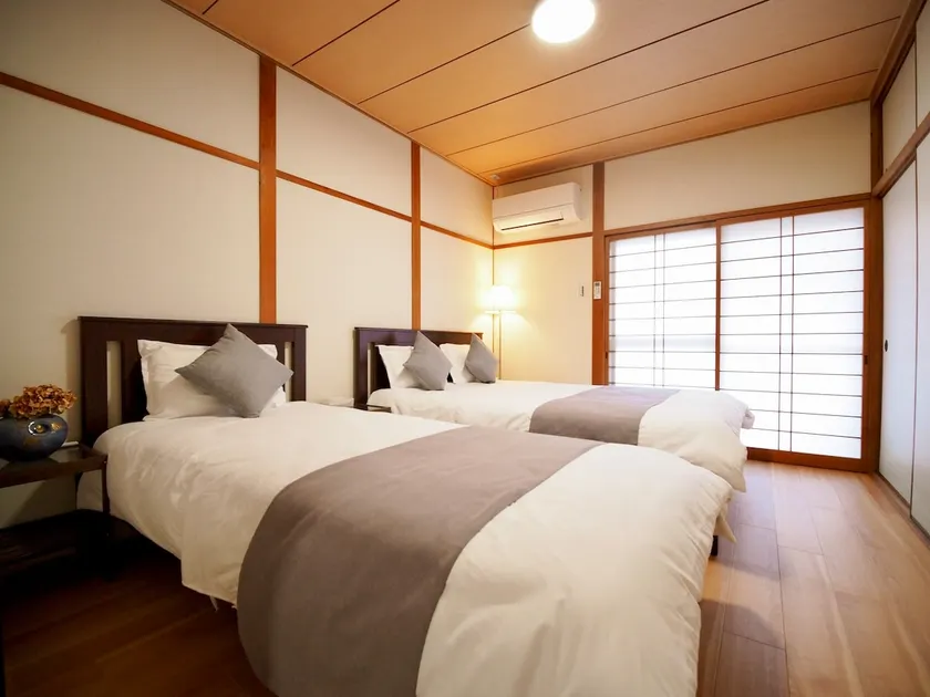 Entire house・4m Station・5m USJ・Direct Airport・2BR - Image 1