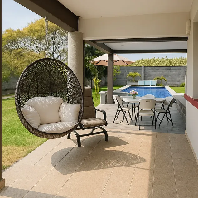 Family Villa! Spacious with garden, pool, and Jacuzzi - Image 1