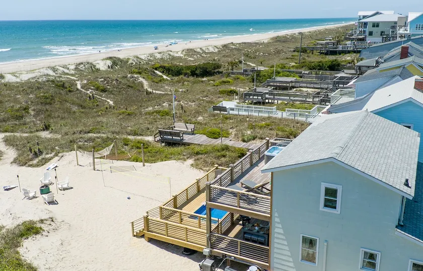 Oceanfront Oasis + Guesthouse: 2 Hot Tubs, Pool! - Image 1