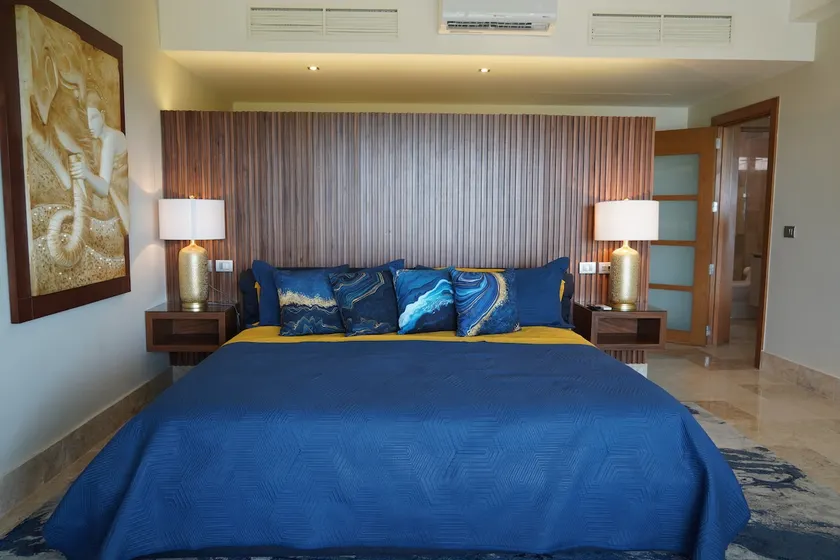 La Amada, Private Terrace Penthouse in Beachfront Complex - Image 1