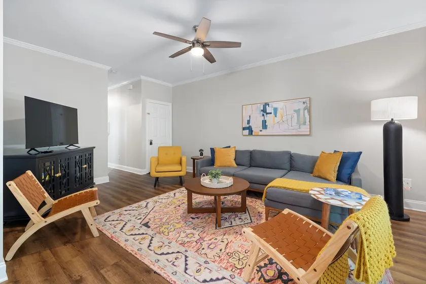 The Junction House - Near Downtown Cary & RDU - Image 1