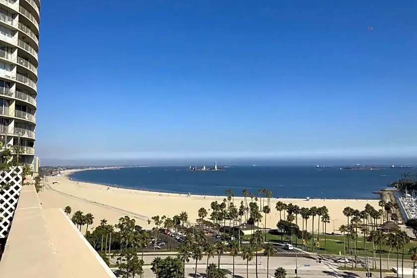 Ocean Views next 2 Conv Ctr 2 bed 2 bath balconies - Image 1
