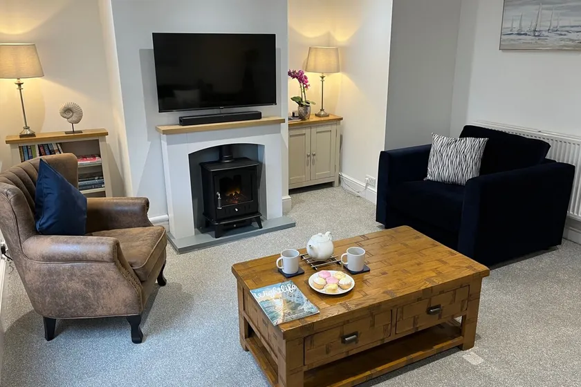The Sail Loft, Cowes High Street - Image 1