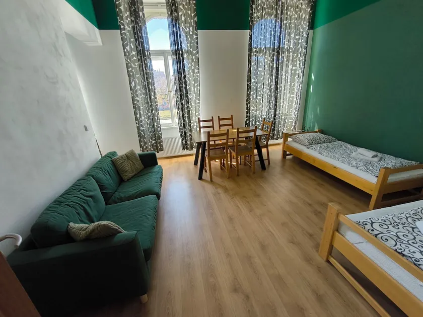 Group family apartment near Florenc walk to center - Image 1