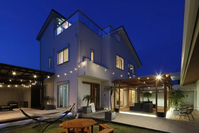 A 30-second walk to the beach, a garden villa with a view of the horizon and the sunset, limited to one group per day [Awaji Island Anglers Resort] - Image 1