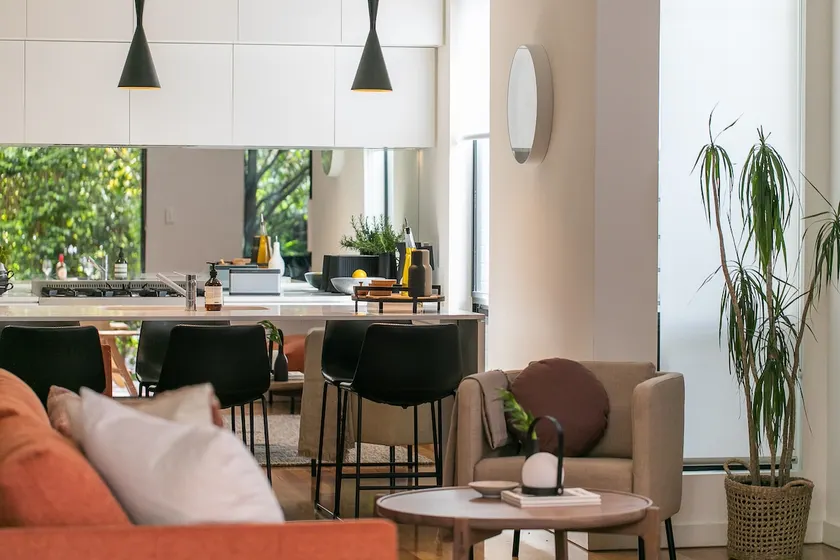Luxury Norwood Retreat - Image 1