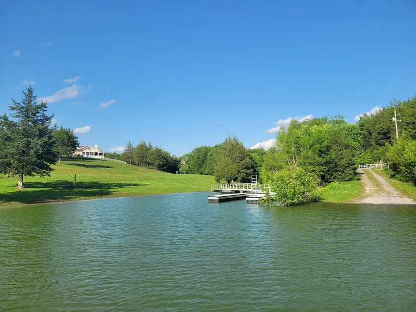 Elevator+Game Room+Hot Tub+Golf Cart+Kayaks+Lake - Image 1