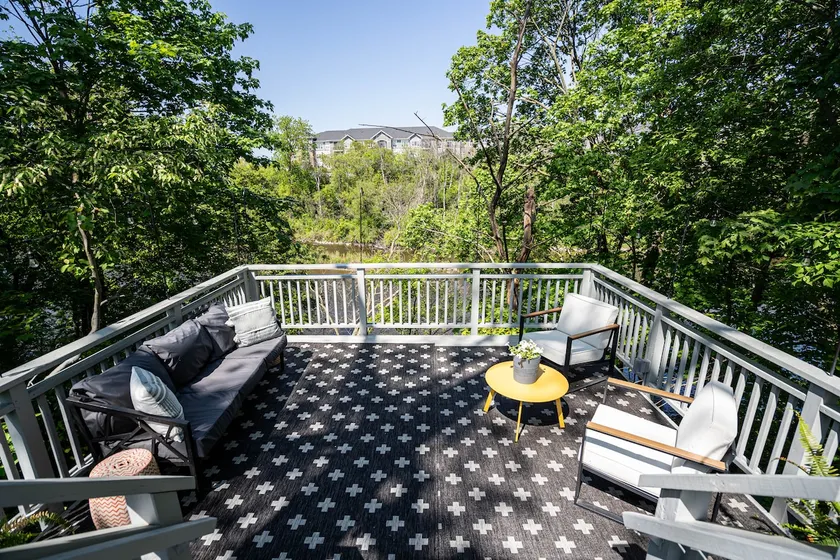 Riverwest 2BR • Outdoor Oasis • King Beds - Image 1