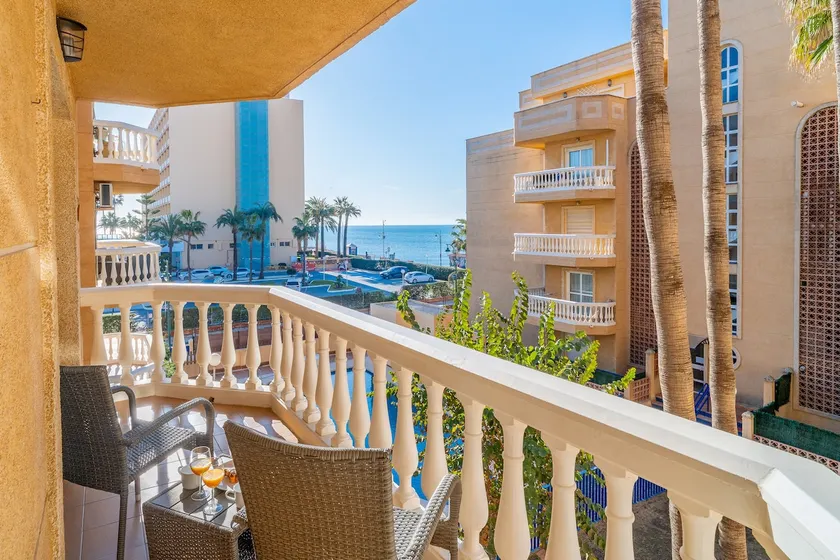 Beachfront Málaga Escape, Pool, Sea View, Sleeps 6 - Image 1