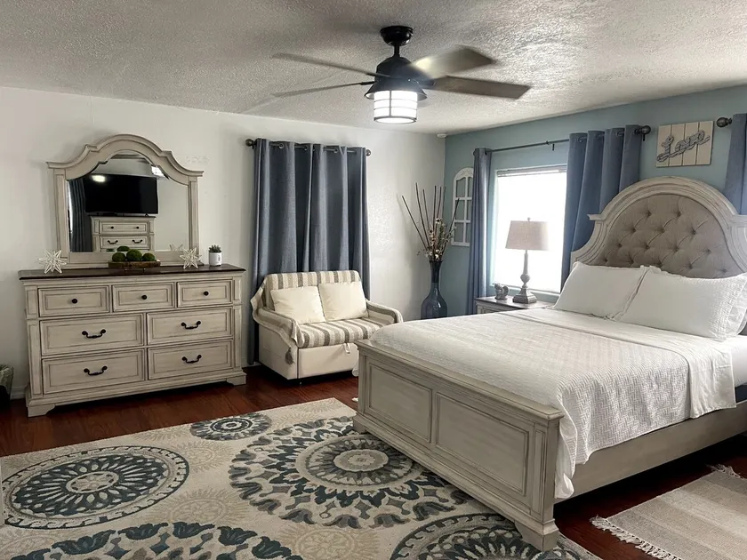 Cozy & Quiet Centralized Studio - Image 1