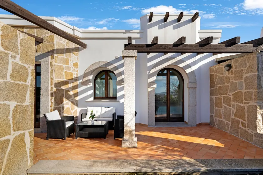 2-bedroom house with sea view solarium - Image 1