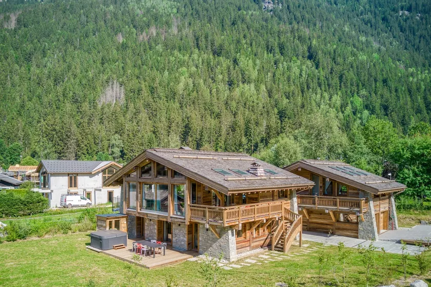Luxe, Calme and Enjoy 426sqm - Image 1