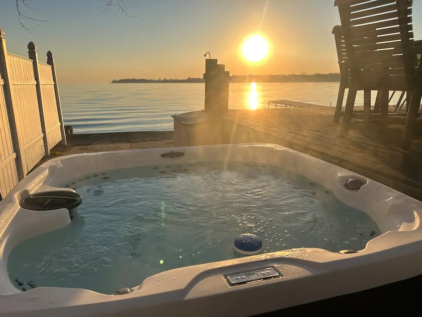 Entire Lake House | Hot Tub + Waterfront Deck - Image 1
