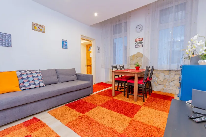 Sera's Place in My Lovely Budapest - Image 1
