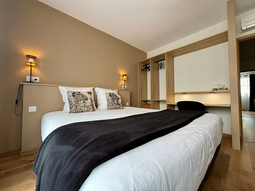Le 51bis – loft type – bedroom 2 - Image 1