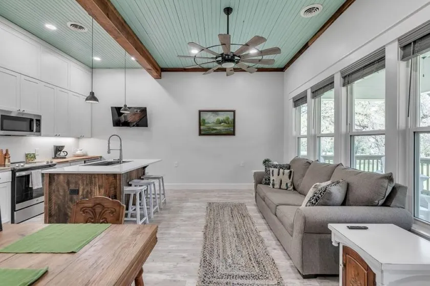 Renovated Farmhouse | Split Unit | Country Charm - Image 1