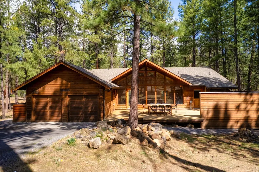 Basecamp Cabin at Black Butte - Image 1