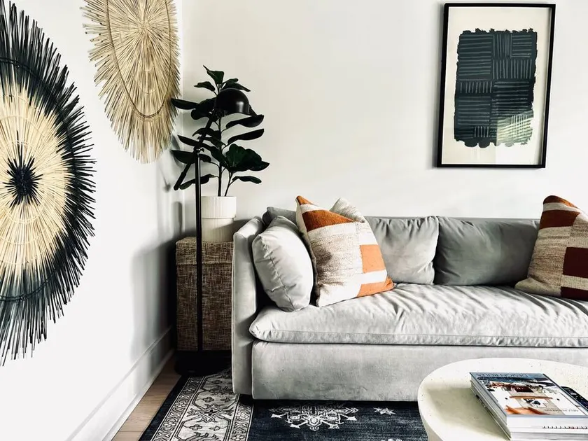 Comfy and Lovely in Historic Highland Park! - Image 1