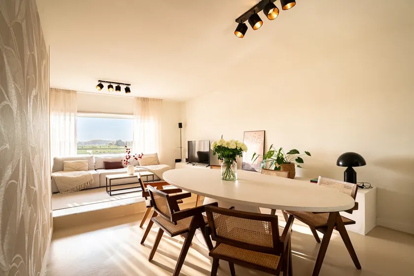 Maas Suites - The River House with private sauna - Image 1