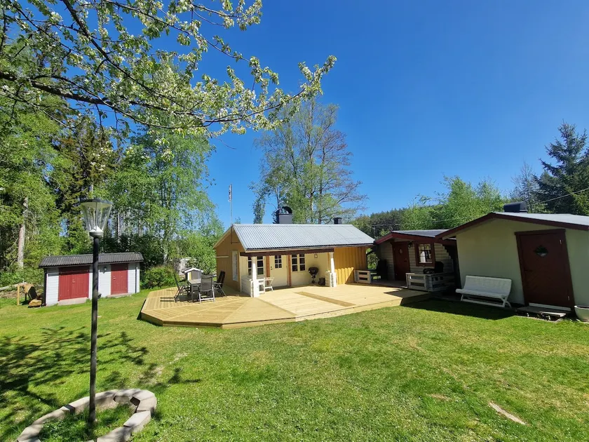 Nice cottage near Vänern & Sjötorp! - Image 1