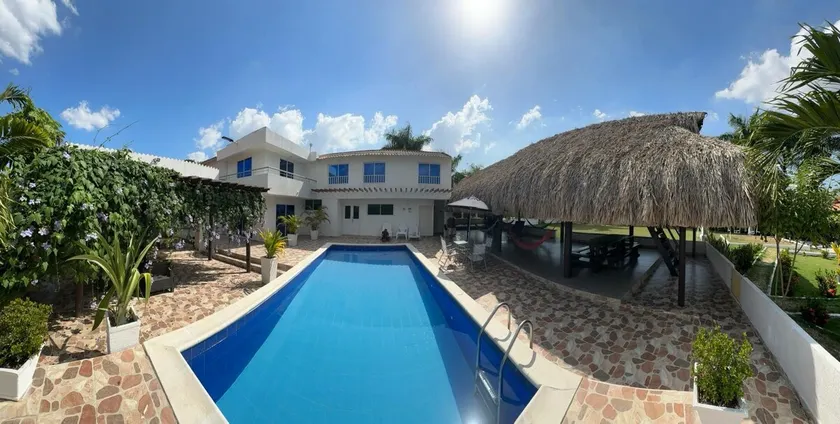 A country mansion with security near Cartagena - Image 1