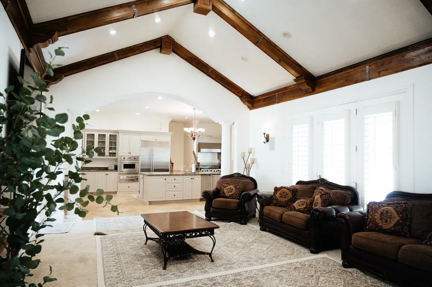 Sand Hill Estate - Image 1